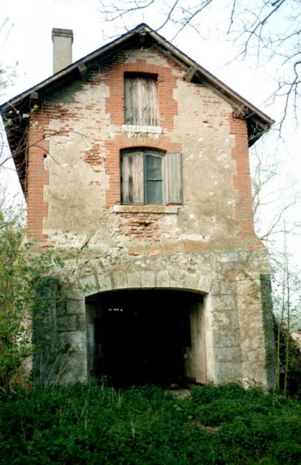 Chailles. L'Orme Cochard 2